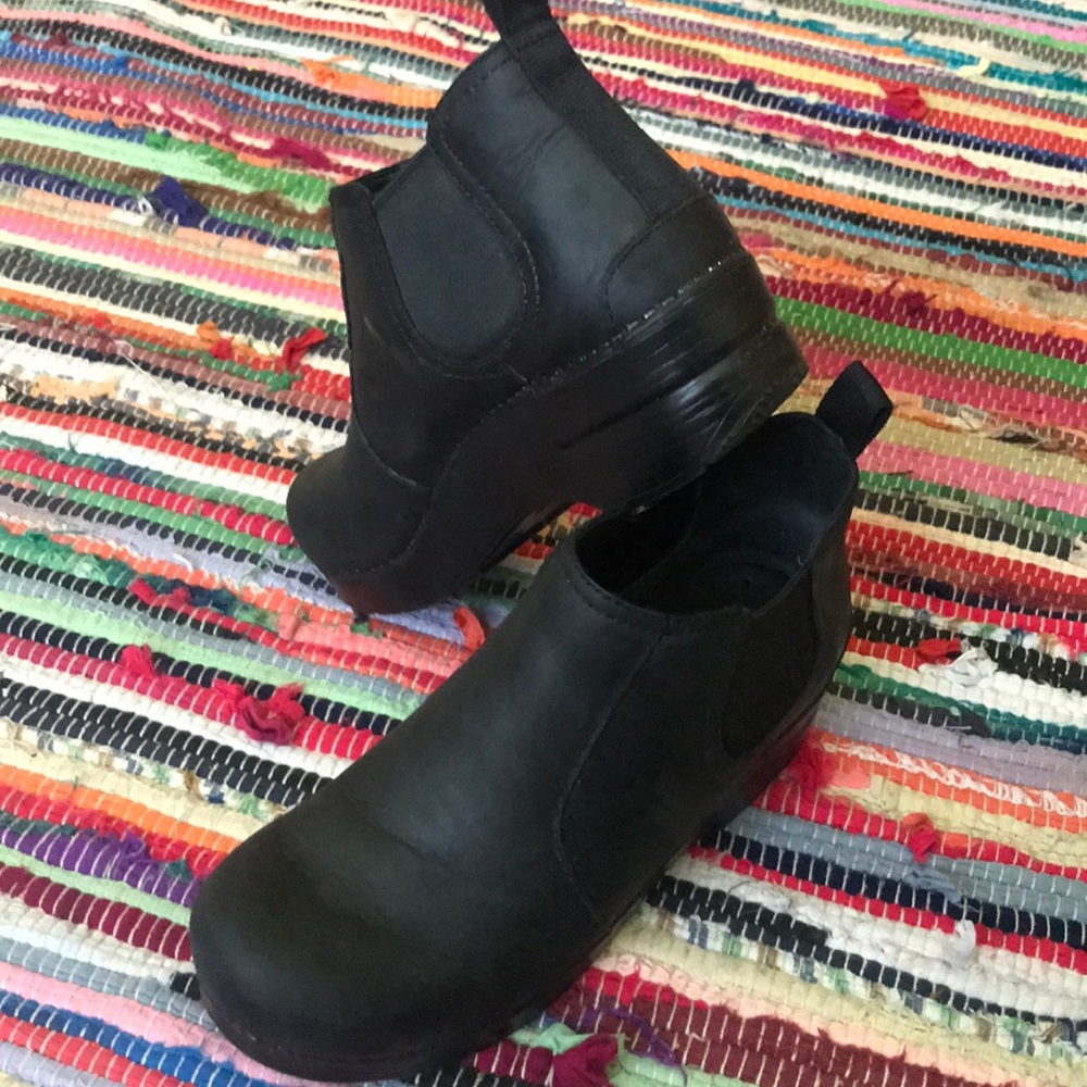 dansko women’s frankie boots in black